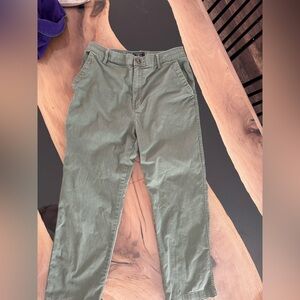 Women’s Green GH Bass Chino Casual Pants Size 8